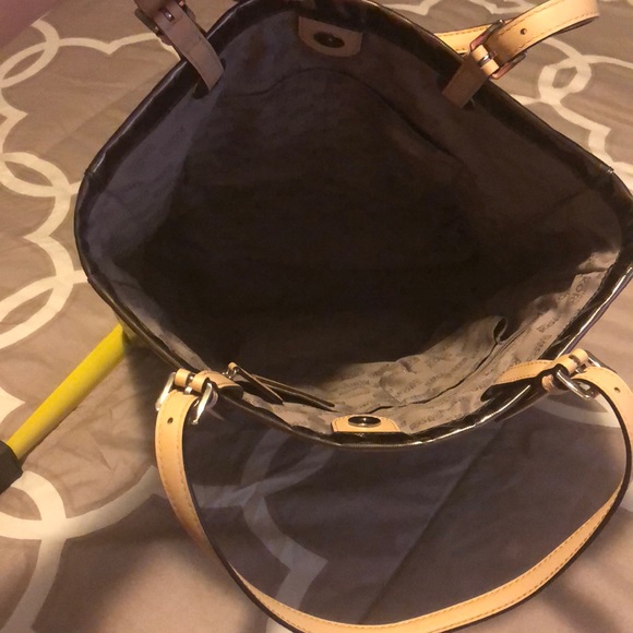 Michael Kors Metalic Silver Purse - Picture 2 of 7